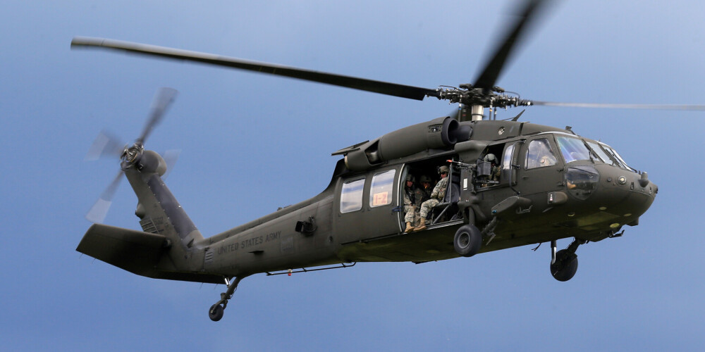 Kolumbijā nogāžoties bruņoto spēku helikopteram, deviņi bojāgājušie