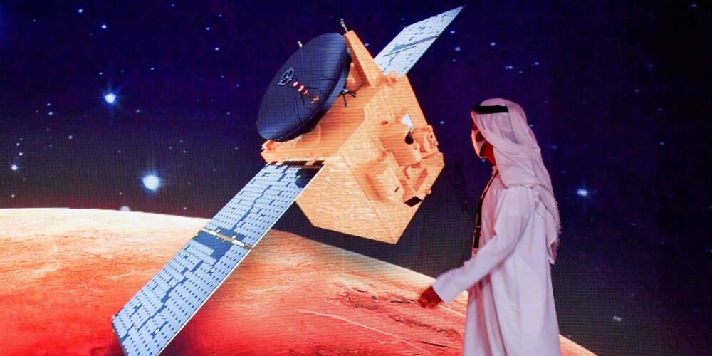 Uz Marsu devusies pirmā arābu zonde