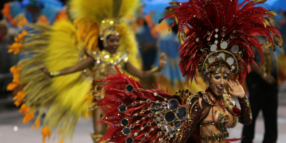Brazīlijā atliek vienu no lielākajiem nākamā gada karnevāliem