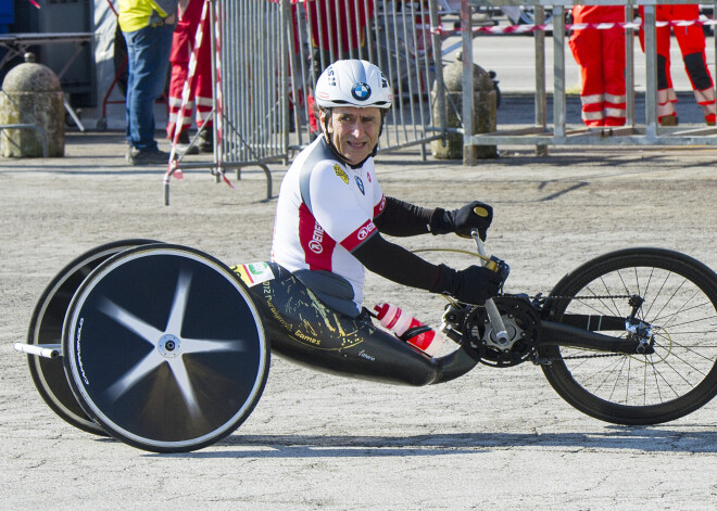 Dzanardi veikta vēl viena smadzeņu operācija