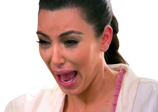 «Она эмоционально истощена»: Ким Кардашьян расплакалась на встрече с Канье Уэстом