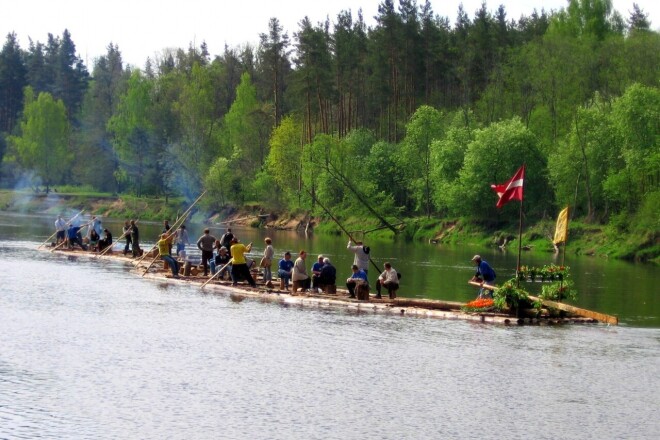 Sestdien Strenčos notiks ikgadējie Gaujmalas Plostnieku svētki.