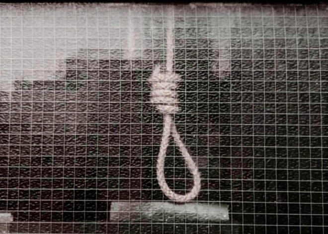 8-летний ребенок посмотрел сериал и... повесился