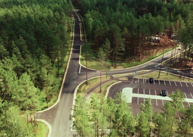 Pasaulē vadošais vieglmetāla disku ražotājs SMW pārceļ ražošanu uz Latviju, daļu ražošanas izvietojot lielākajā Pierīgas biznesa parkā “Mežgarciems”, Carnikavas novadā.