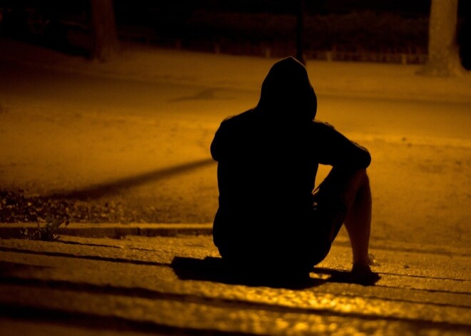 О чем в период чрезвычайного положения латвийцы рассказывали по телефону доверия?