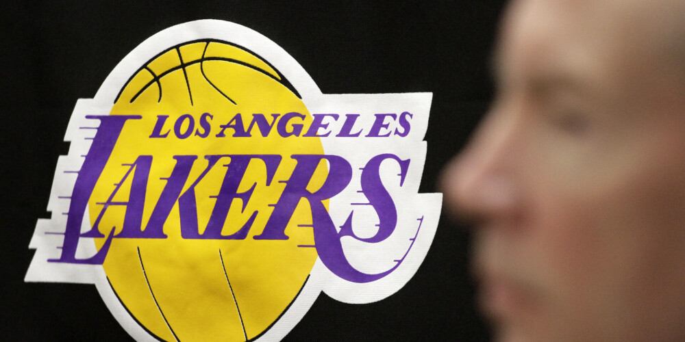 Losandželosas "Lakers" (angļu: Los Angeles Lakers) ir profesionāls ASV basketbola klubs, kas ir bāzēts Losandželosā, Kalifornijas štatā, ASV. Klubs spēlē Nacionālās basketbola asociācijas Rietumu konferences Klusā okeāna divīzijā. Tas tika dibināts 1946. gadā kā Detroitas "Gems" un kopš 1948. gada spēlē NBA. 2010. gada jūnijā basketbola analītiķis un apskatnieks Džons Hollingers nosauca "Lakers" par visu laiku labāko NBA klubu.