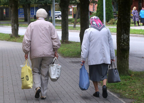 Latvijas seniori aptaujā norāda uz lielākajām sadzīves problēmām