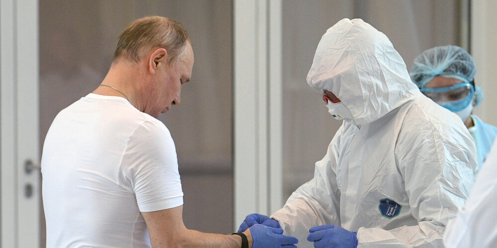 Путин объявил, что его дочь испытала на себе первую в мире вакцину против Covid-19