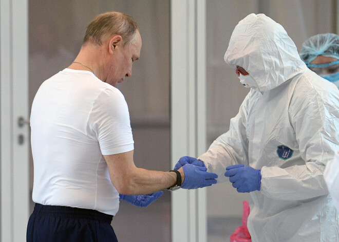 Путин объявил, что его дочь испытала на себе первую в мире вакцину против Covid-19