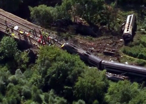 Vilciena avārijā Skotijā dzīvību zaudējuši 3 cilvēki, tostarp arī mašīnists
