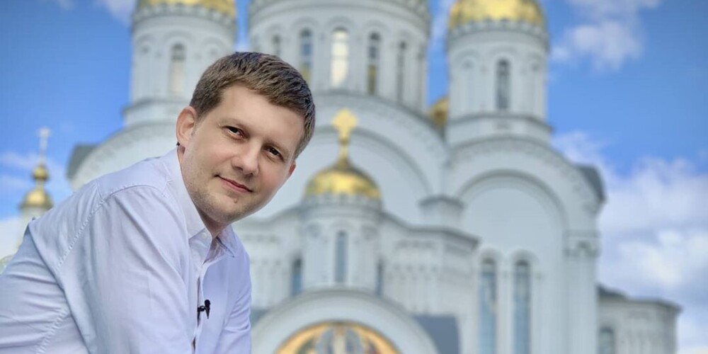 Бори́с Вячесла́вович Корче́вников (род. 20 июля 1982, Москва, СССР) — российский тележурналист, телеведущий и актёр. Член Академии российского телевидения с 2010 года. Ведущий программ «Хочу верить!», «История российского шоу-бизнеса» и «История российского юмора» на канале СТС (2009—2013), ток-шоу «Прямой эфир» (2013—2017), проектов «Судьба человека» (с 2017) и «Далёкие близкие» (2018—2019) на телеканале «Россия-1». С мая 2017 года — генеральный директор и генеральный продюсер первого общественного православного телеканала «Спас». С 28 июня 2019 года — член Общественной палаты России. Трижды лауреат премии «ТЭФИ» (2010, 2019).