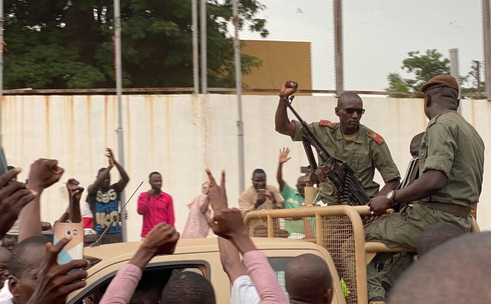 Mali dumpinieki paziņo par prezidenta un premjera arestu