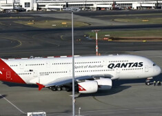 Pēc milzīgiem zaudējumiem "Qantas Airways" paziņo, ka apsver likvidēt 6000 darbavietu