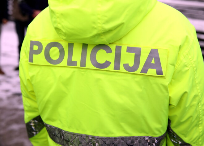 Policija noskaidrojusi ceļu satiksmes negadījumā cietuša vīrieša identitāti