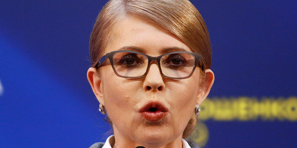 Ar Covid-19 saslimusī Timošenko pieslēgta mākslīgās elpināšanas aparātam