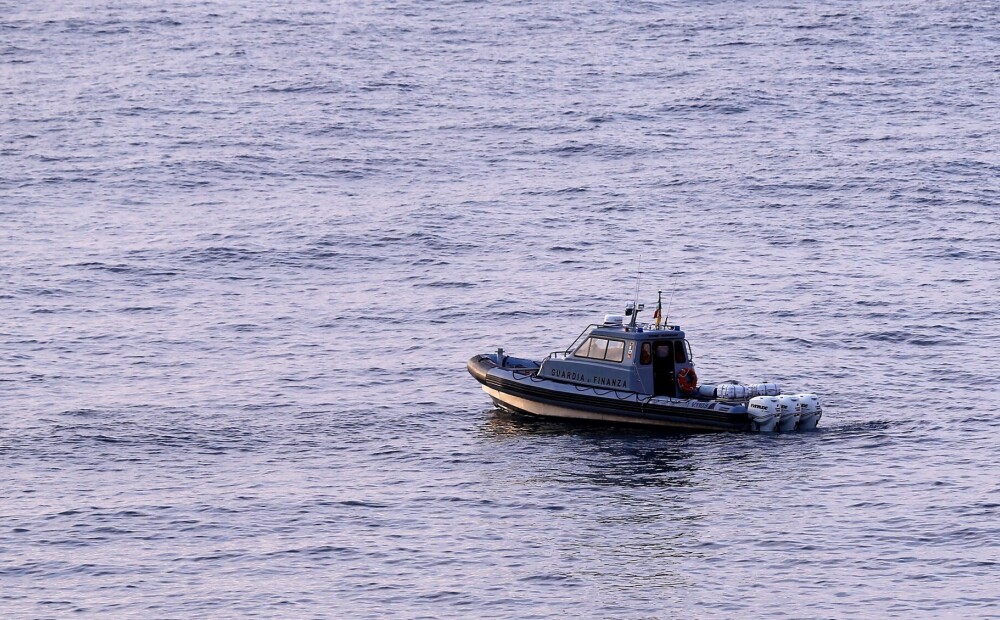 Itālijas krasta apsardze evakuē 49 cilvēkus no Benksija finansētā migrantu glābšanas kuģa