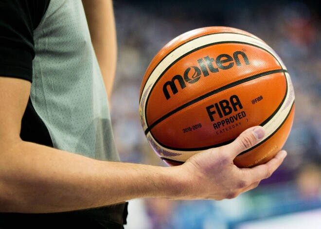 FIBA vairāku starptautisku turnīru norisi pārceļ uz vēlāku laiku