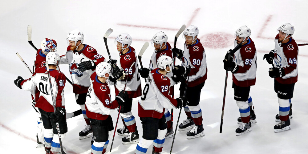 Kolorādo "Avalanche" (angļu: Colorado Avalanche) ir profesionāls ASV hokeja klubs, kas ir bāzēts Denverā, Kolorādo štatā, ASV. Klubs spēlē Nacionālās hokeja līgas Rietumu konferences Centrālajā divīzijā. Tas tika dibināts 1972. gadā kā Kvebekas "Nordiques" un kopš 1979. gada spēlē NHL, pirms tam komanda piedalījās WHA līgā. 1995. gadā komanda tika pārdota un tā pārcēlās uz Denveru. 1995.—96. gada sezonā "Avalanche" rindās Stenlija kausu izcīnija arī latviešu aizsargs Sandis Ozoliņš.