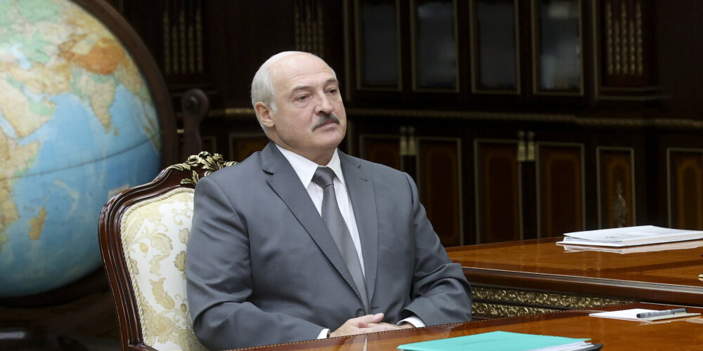 Eiropas Savienība negrasoties vērst sankcijas pret Lukašenko