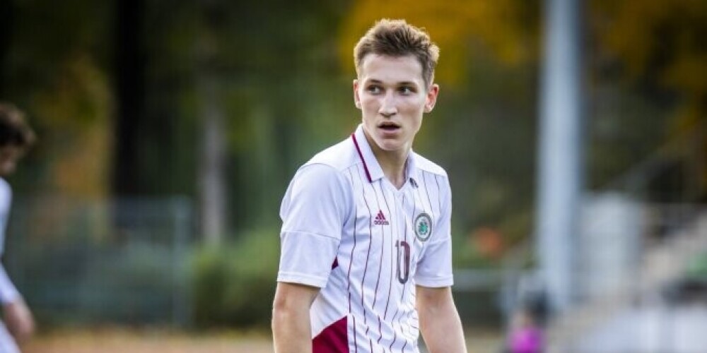 Latvijas futbola izlase kā savu glābēju atrod 18 gadus veco Krolli