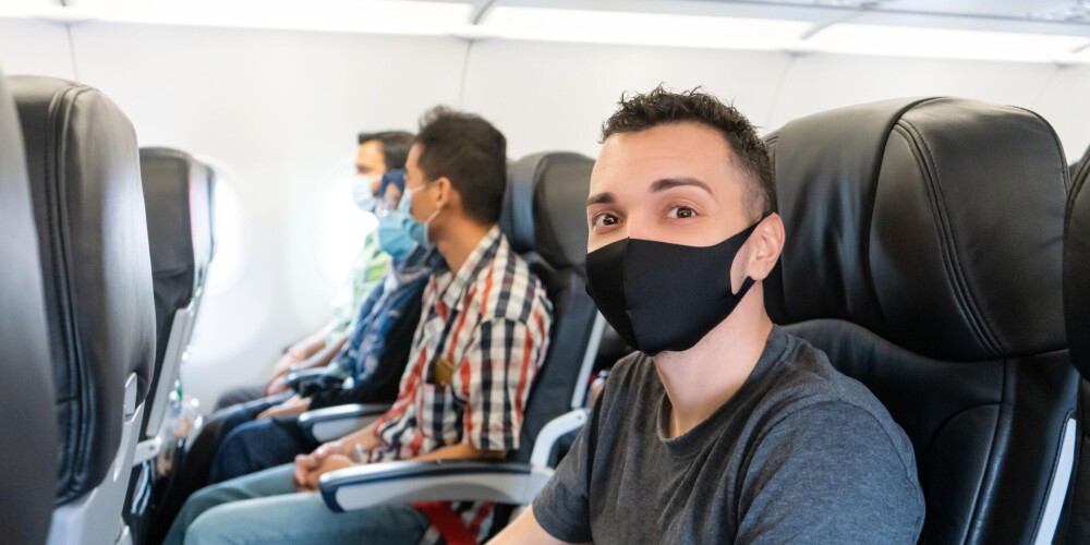 Cik apzinīgi ir „airBaltic” pasažieri, valkājot sejas maskas