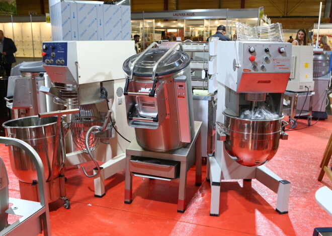 Starptautiskajā izstāžu centrā Ķīpsalā šodien atklāja starptautisko pārtikas izstādi "Riga Food 2020".