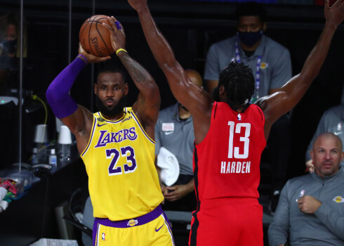 Losandželosas "Lakers" aizvadītajā spēlē neatstāja "Rockets" daudz cerību uz panākumu. 