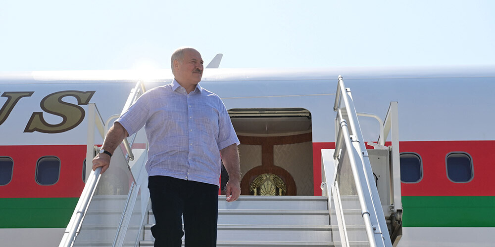 Lukašenko ieradies Sočos, lai tiktos ar Putinu un pārrunātu Baltkrievijas un Krievijas integrāciju