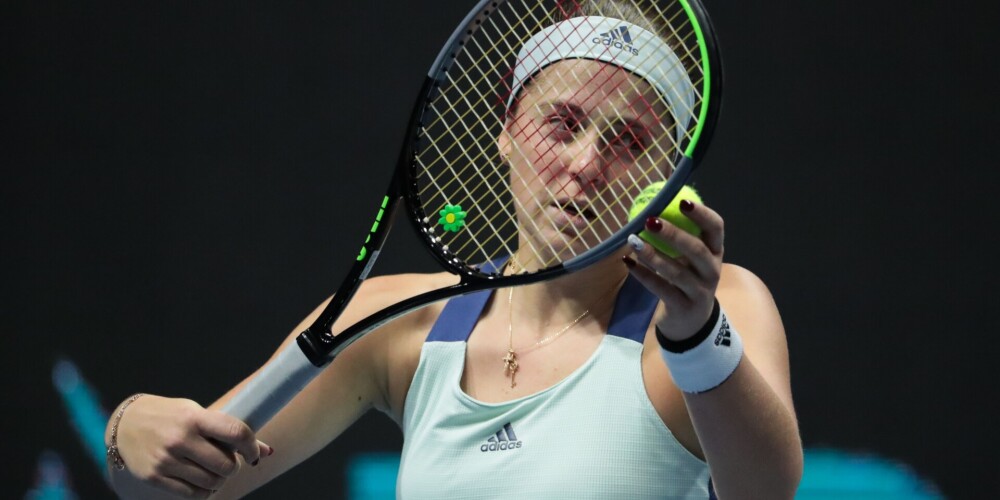 Arī Ostapenko Romas WTA "Premier" turnīrā zaudē pirmajā kārtā