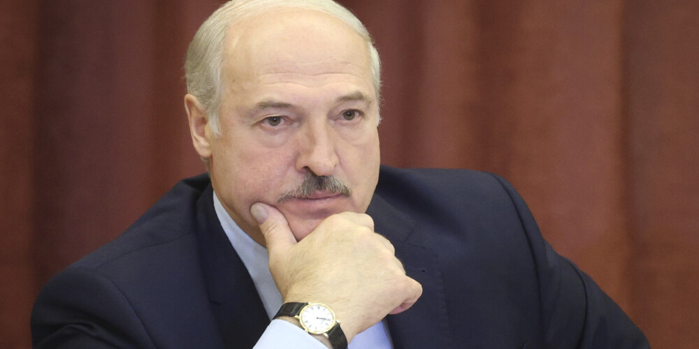 Lukašenko atceļ no amata vēstnieku Latvijā