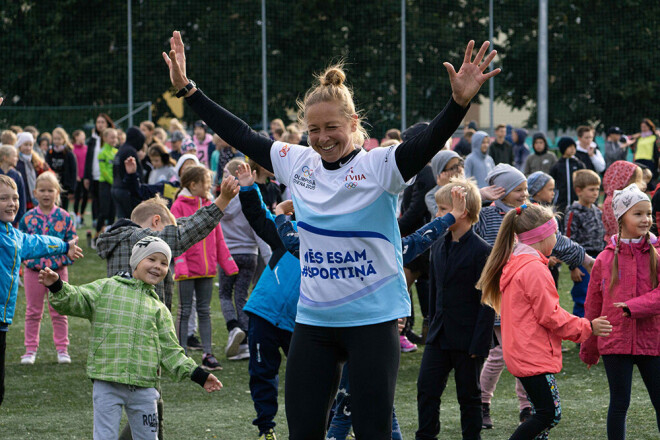 Vienlaicīgi visās “Olimpiskās dienas 2020” norises vietās rīta vingrošana sākās plkst.10:00, pēc kā notika dažādas sportiskas un radošas aktivitātes.