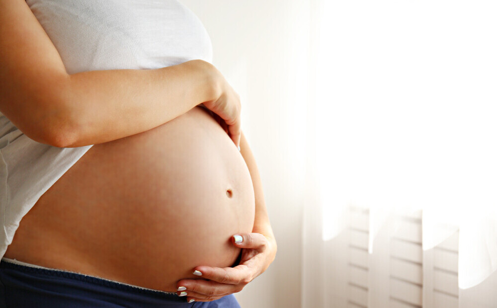 Round belly. Круглый живот. Круглый живот при беременности. 3д беременные. Красивые фото беременных женщин с животом.