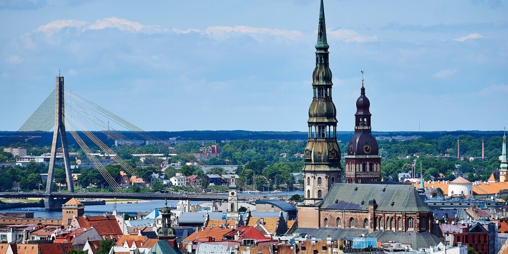 Igauņu viesnīcnieki sūkstās: Latvija nocēla 180 numuriņu rezervācijas