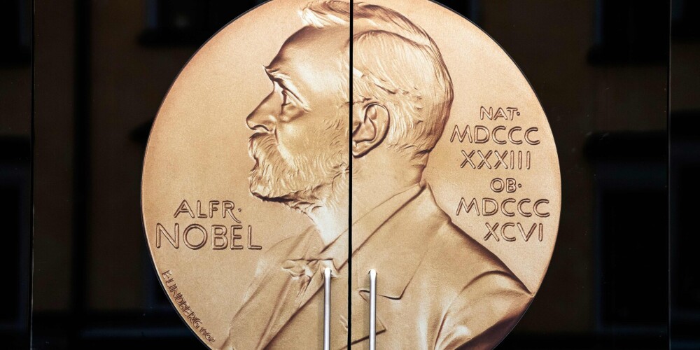 Palielināta Nobela balvas prēmija