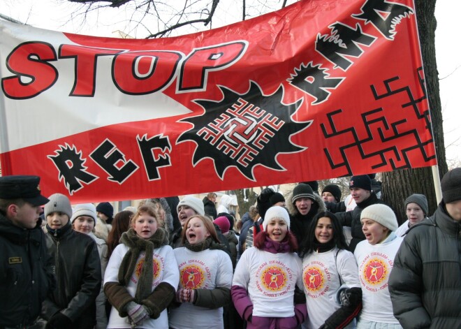 Masveidā likvidē "krievu" sabiedriskās organizācijas