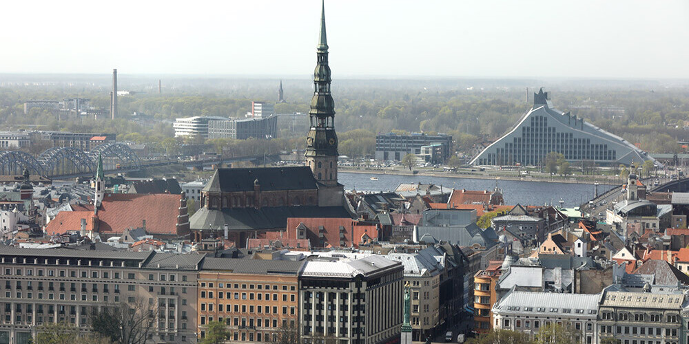 Prognozē, ka Rīgā uz nenoteiktu laiku varētu tikt slēgtas 10 viesnīcas un bez valsts atbalsta to skaits pieaugs