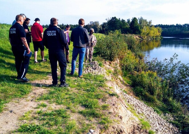 Ādažos izsludināta ārkārtas situācija - brūk Gaujas aizsargdambis