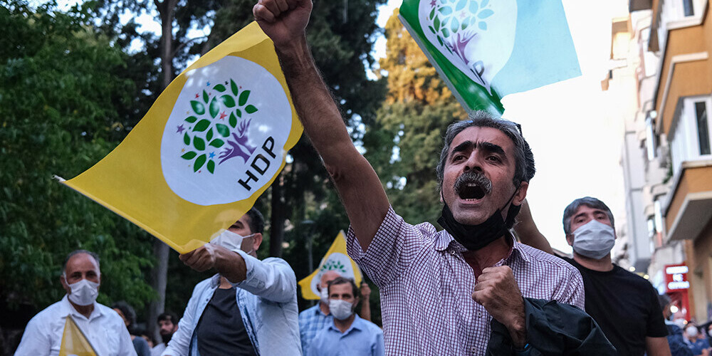 Turcijas varasiestādes turpina operācijas pret kurdu partiju, šoreiz aizturēti 19 cilvēki