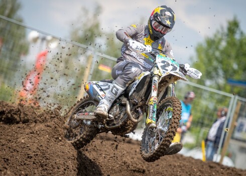 Paula Jonasa komandas biedrs no motokrosa vienības "Husqvarna" Armīns Jasikonis.