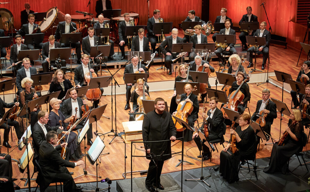 FOTO: sezonu atklāj Latvijas Nacionālais simfoniskais orķestris
