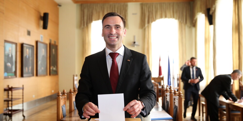 Избраны три вице-мэра Риги