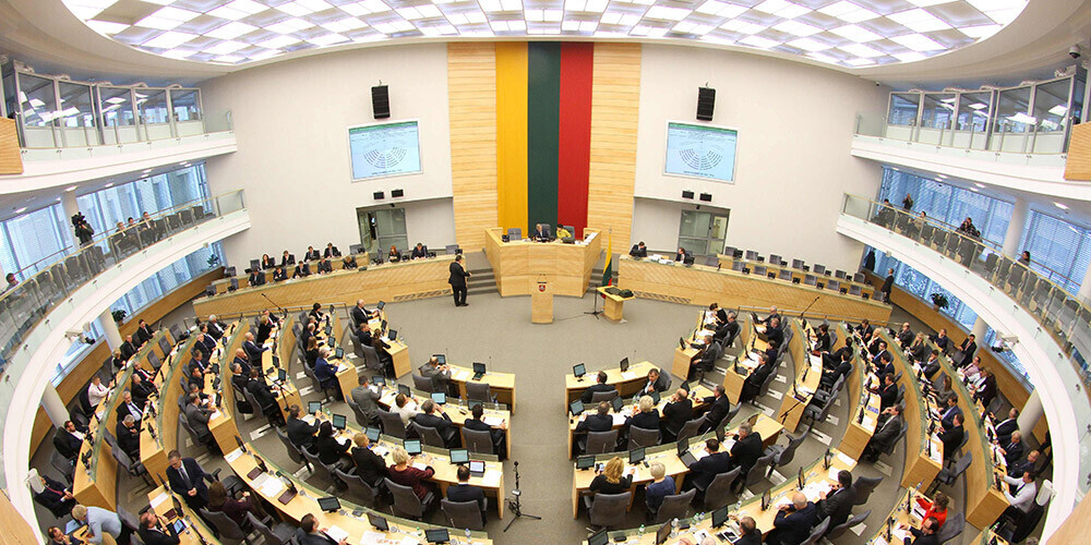 Lietuvā sākusies iepriekšējā balsošana Seima vēlēšanās