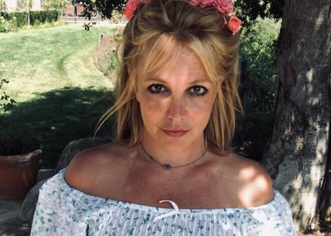 "Es izgriezīšu tavu grēku ar Dieva skalpeli," - slavenību vajātāji sēj paniku Holivudas zvaigznēs