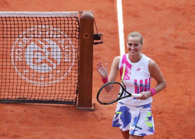 Par otru ceļazīmi uz "French Open" finālu cīnīsies Kvitova un Kenina