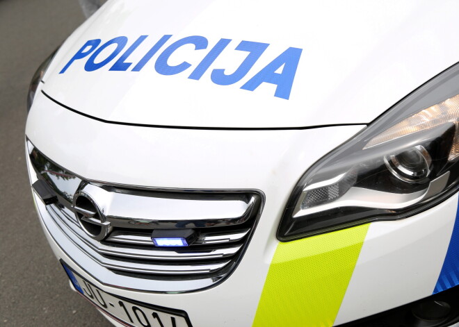 Valsts policija speciālus reidus Covid-19 apkarošanai vairs nerīkos, bet turpinās personas kontrolēt