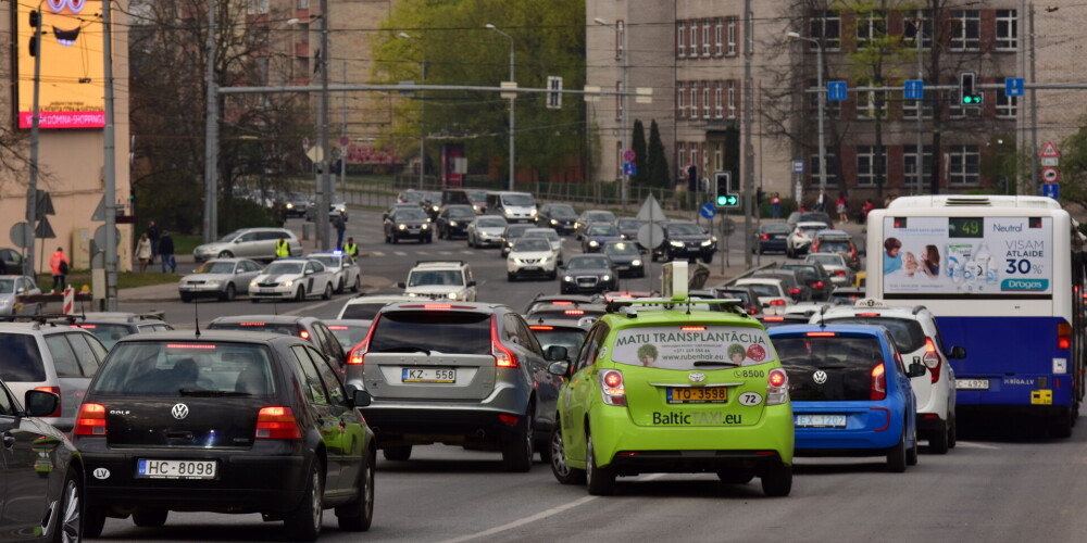 Vai trūcīgākie Latvijas iedzīvotāji vispār varēs atļauties nopirkt auto?