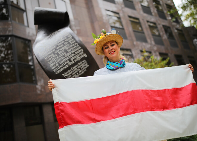 Lielbritānija atsauc vēstnieci no Baltkrievijas