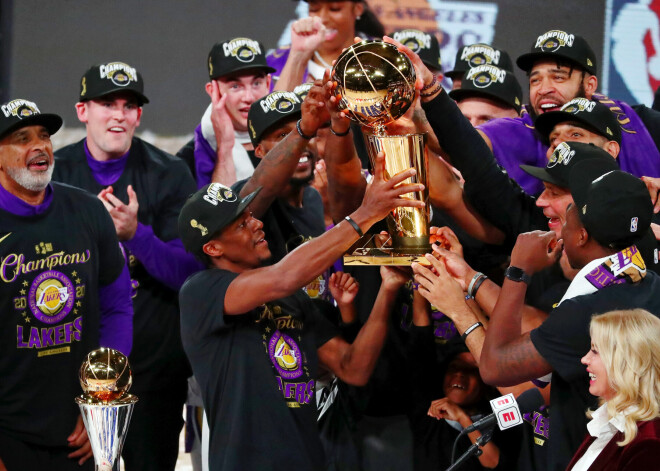 "Lakers" basketbolisti pēc desmit gadu pārtraukuma atgriežas NBA čempionu tronī