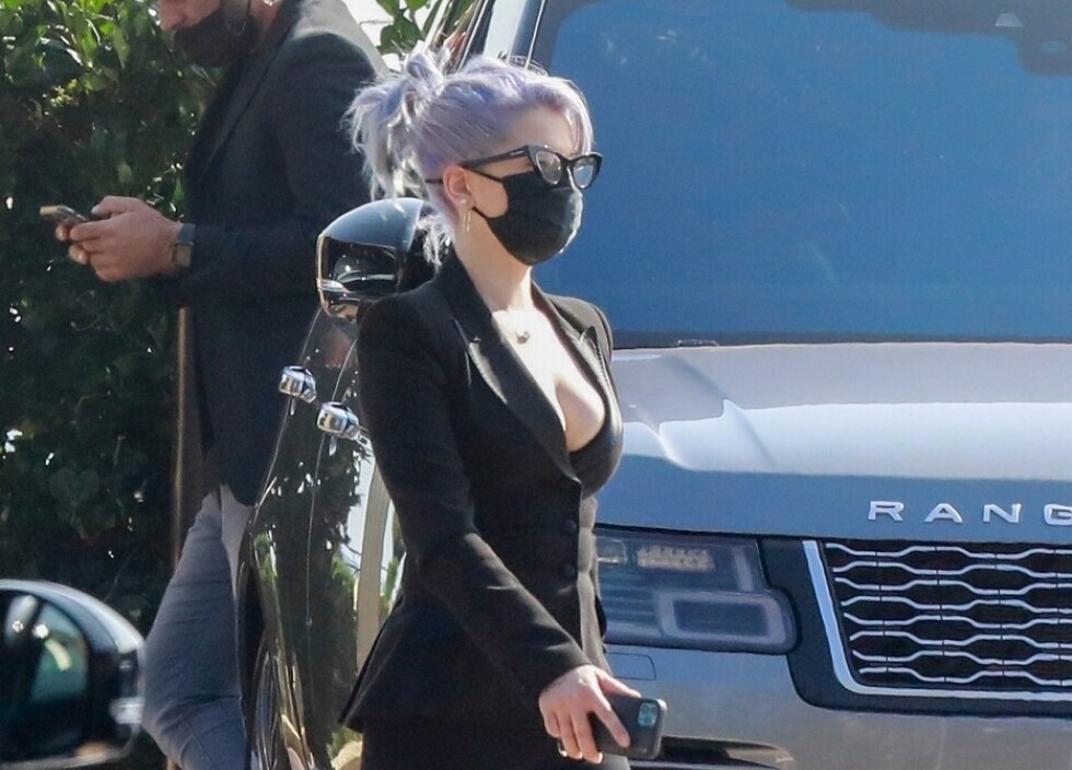 Artis Dvarionas Ir Kars Uz Sievietem Jauns Lv