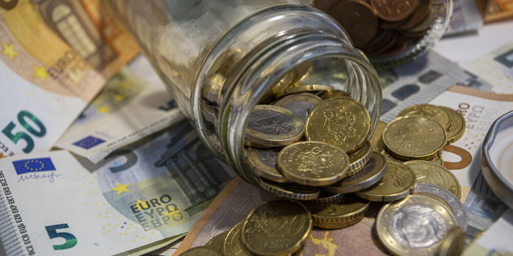 Valdība atbalsta 2021.gada budžeta projektu ar 1,3 miljardu eiro deficītu